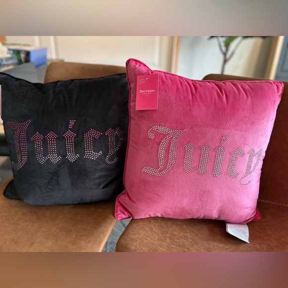Juicy couture pillows - Picture 1 of 10